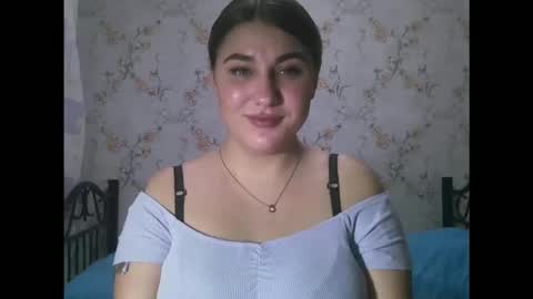 Lisa online show from March 13, 2:37 am