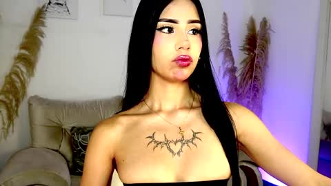 Linda  online show from April 7, 10:12 pm