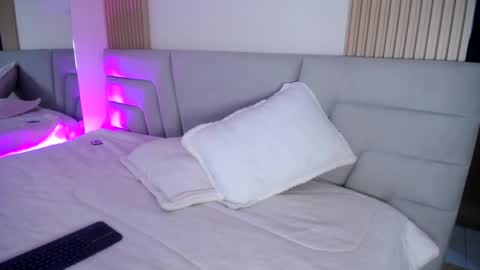 Miss Loise online show from March 24, 3:56 am