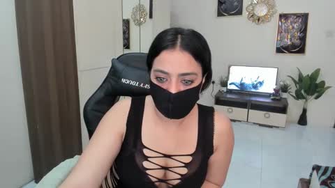 Snapshot of missmask24 chatting on October 7, 9:38 am Missmask24 online show from October 7, 9:38 am