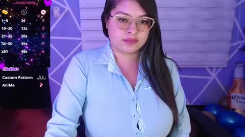 Miia online show from September 26, 4:04 pm