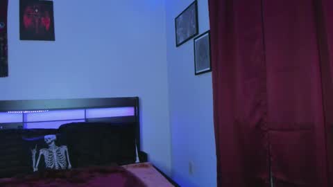 Mistress Nikki Vill online show from November 26, 2:42 am