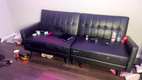 SlaveMissOdin online show from January 30, 3:11 am