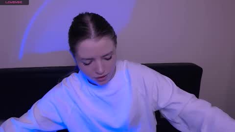 Olivia online show from November 1, 8:24 am