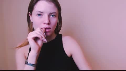 Olivia online show from February 7, 12:28 pm