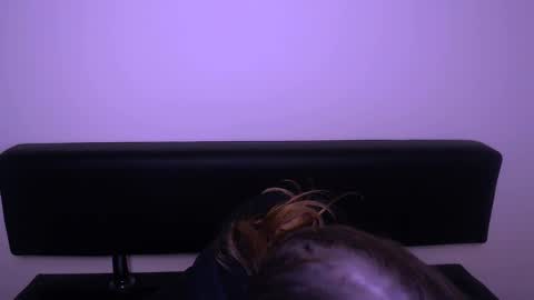 Olivia online show from February 2, 1:19 pm