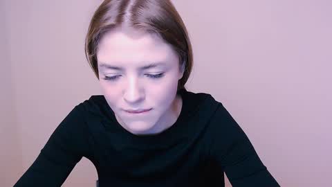 Olivia online show from January 4, 9:32 am