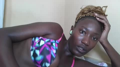 pretty gal online show from March 12, 3:24 am