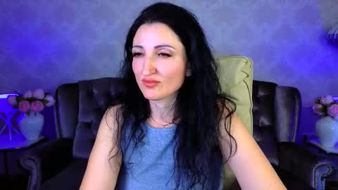 missrossi online show from October 20, 12:43 pm