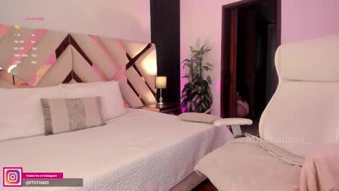 Fernanda Davila online show from November 21, 10:08 pm