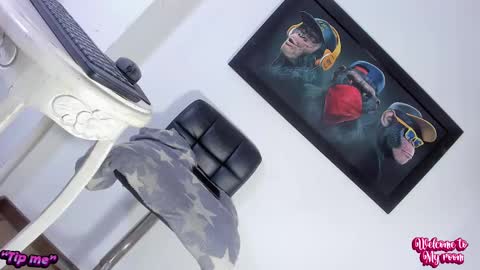 missvalensofi online show from December 30, 10:45 pm