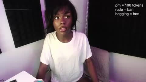 lauren online show from June 30, 2:44 am