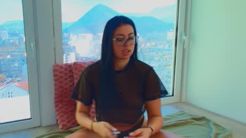 missyscarlet online show from March 1, 9:13 am