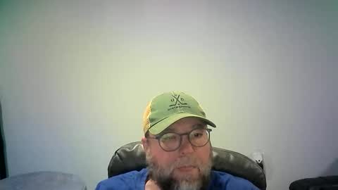 Mr. Happy online show from November 11, 6:04 am