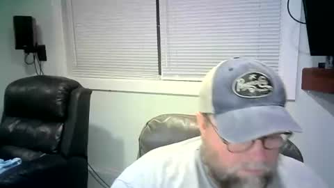 Mr. Happy online show from February 17, 7:58 am