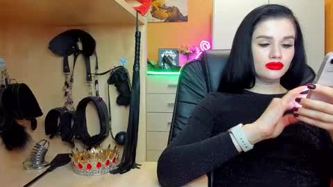 Mistress Kristi online show from March 31, 7:03 pm