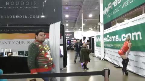 Mistress Kora Bell online show from December 7, 9:50 pm