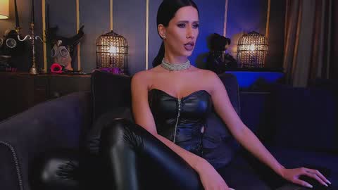 Snapshot of mistresslexa chatting on January 17, 10:34 pm MIstress Lexa online show from January 17, 10:34 pm
