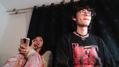 Naomi and Nekorii online show from February 23, 6:15 am