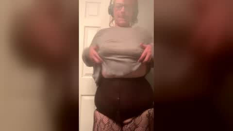 mjcoleman997 online show from December 3, 6:36 am