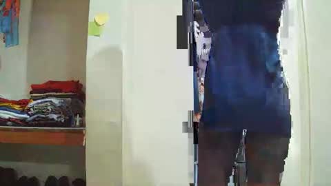 Snapshot of mlle_kali chatting on October 29, 4:31 pm Mlle Kali online show from October 29, 4:31 pm