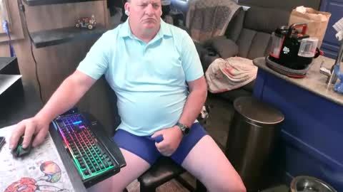 mmmthatsfunnn online show from June 11, 9:24 pm