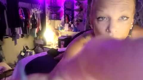 moaction69 online show from July 7, 5:09 am