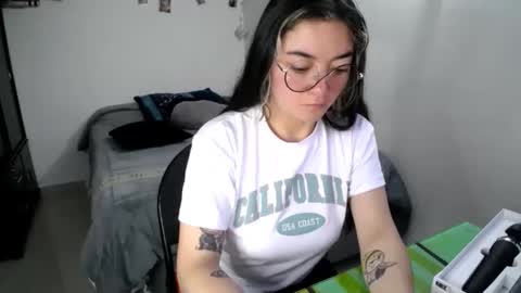 Sam online show from October 27, 10:37 am