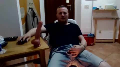 modesto1969 online show from April 12, 5:17 pm