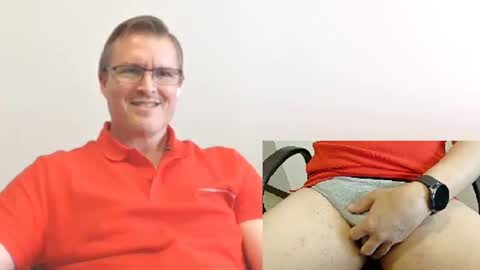 Moe online show from October 24, 7:03 pm