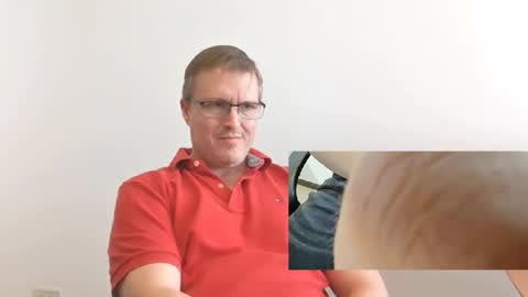 Moe online show from October 3, 7:11 pm