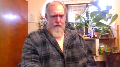 moeblick online show from December 3, 12:39 pm