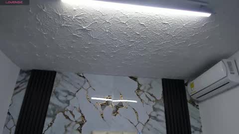 Hey Guys  Im Mollie online show from February 11, 11:58 am