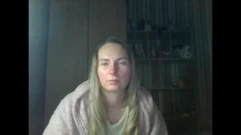 molly971345 online show from February 4, 11:41 pm