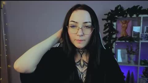 molly_kisss online show from December 14, 8:09 am