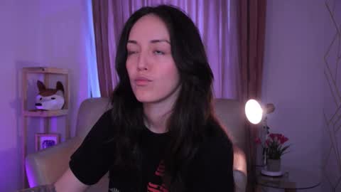   MOLLY   online show from November 17, 3:47 pm