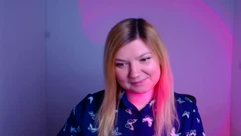 Snapshot of molly_moree chatting on February 8, 12:39 pm Molly online show from February 8, 12:39 pm
