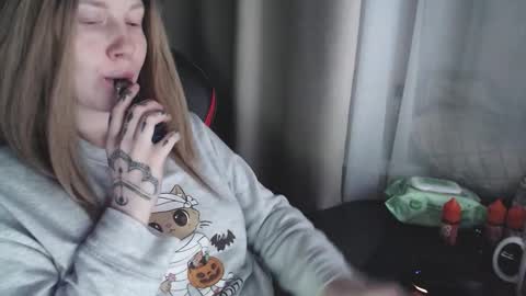 I have new photos come and see with love Molly online show from November 19, 2:16 pm