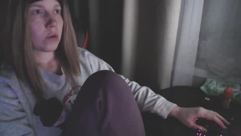 I have new photos come and see with love Molly online show from October 29, 7:58 pm