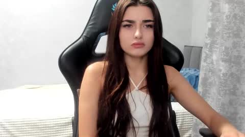 Molly online show from November 22, 8:51 pm