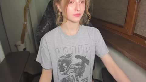 Snapshot of mollydangerous chatting on October 13, 5:48 pm Taisha online show from October 13, 5:48 pm