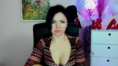 Molly online show from March 18, 7:47 am