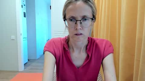 AngelMomm online show from September 24, 9:38 am