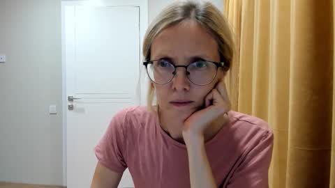 AngelMomm online show from September 25, 3:41 pm