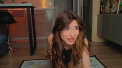 Molly online show from March 4, 8:55 am