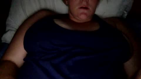 mom1m1lk3r2 online show from June 21, 3:46 am