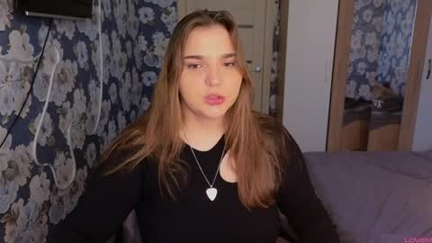 Leah online show from April 12, 12:42 pm