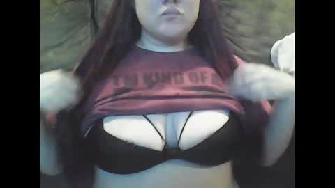 Snapshot of mommies_mooseknuckle chatting on October 20, 1:32 am mommies_mooseknuckle online show from October 20, 1:32 am