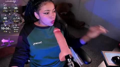 Momo  online show from October 29, 10:21 pm