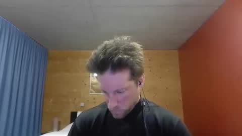 moms_little_monster online show from February 8, 3:15 pm